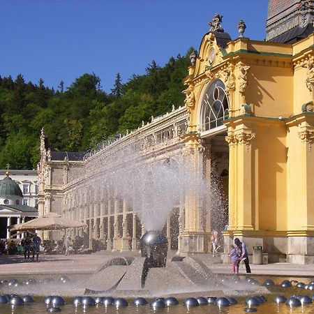 Hotel Maxim Mariánské Lázně Eksteriør billede